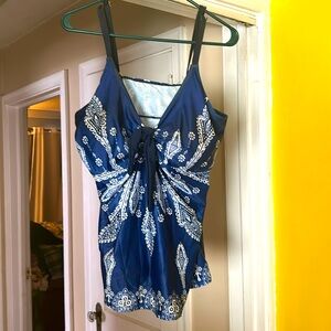 Bathing suit top